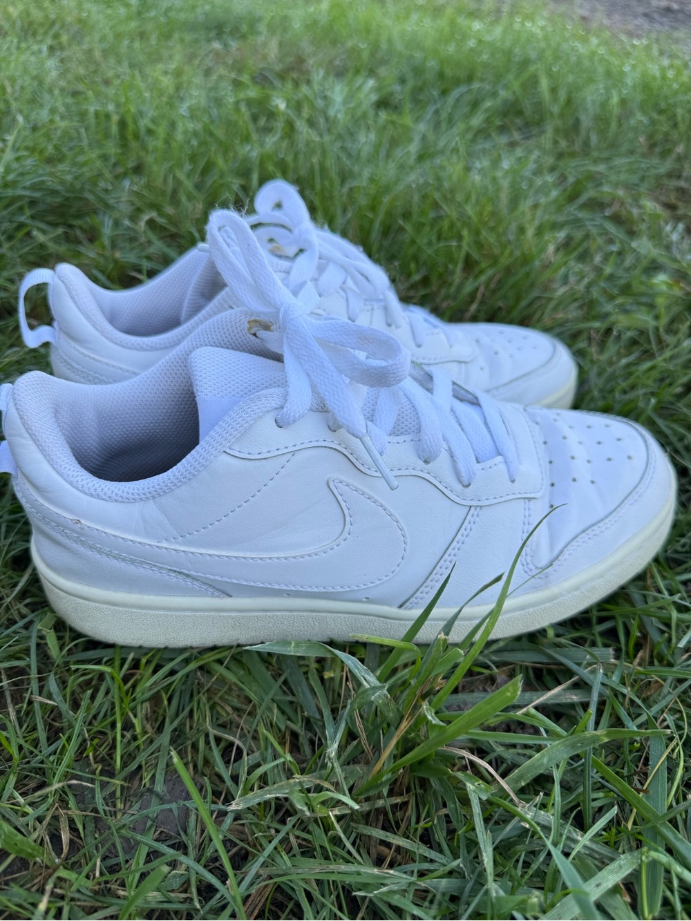 White Low-Top Athletic Sneakers